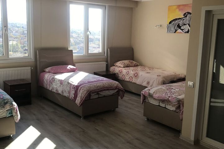 Room 9 of 47