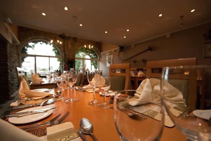 Dining 98 of 132