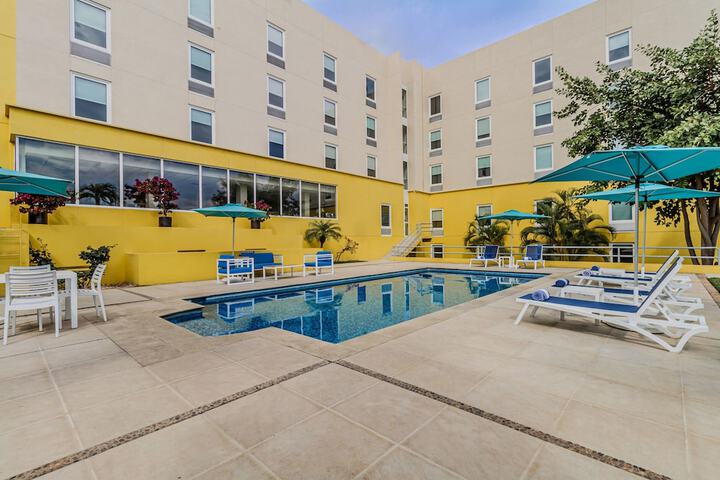 Hotel with Pool