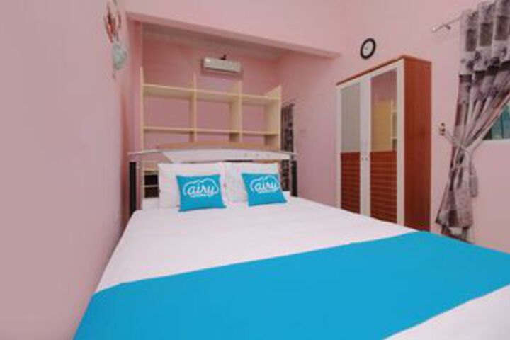 Room 13 of 22
