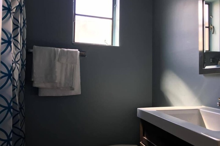 Room 11 of 22