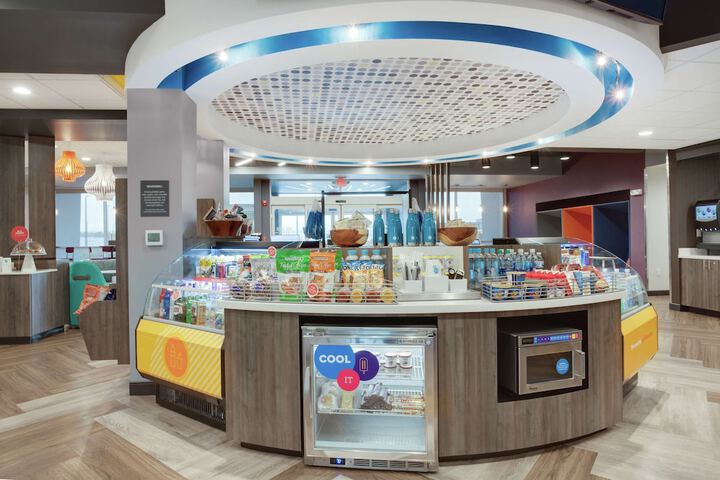 Snack bar