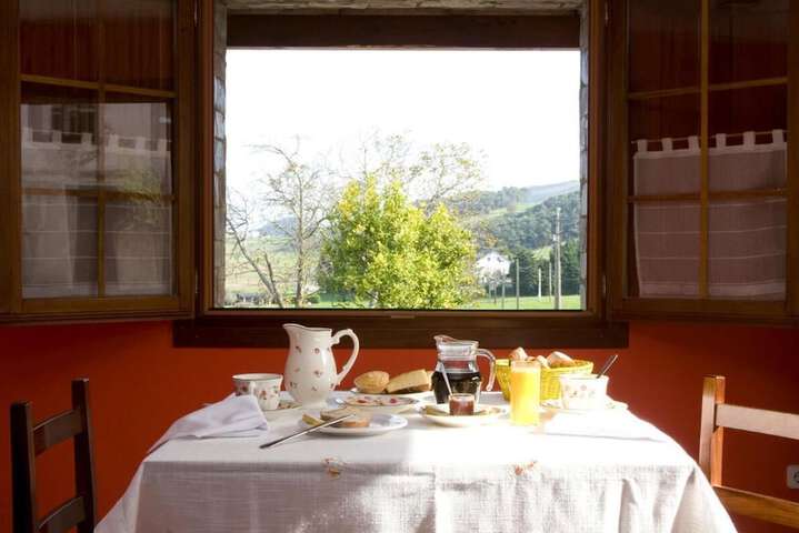Breakfast/Coffee Service 28 of 37