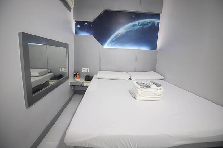 Room 19 of 53