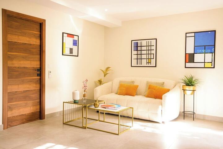 Room 74 of 164
