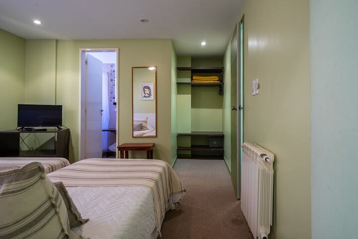 Room 7 of 22