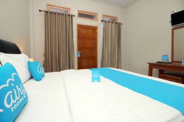 Room 12 of 30