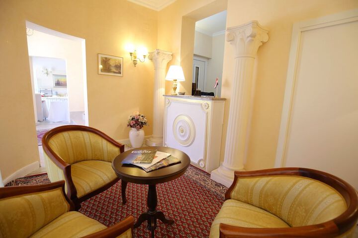 Lobby Entry
