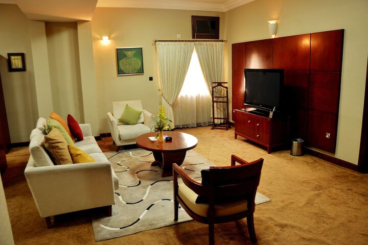 Room 21 of 43