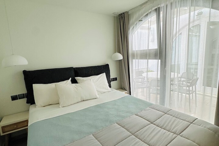 Room 10 of 45