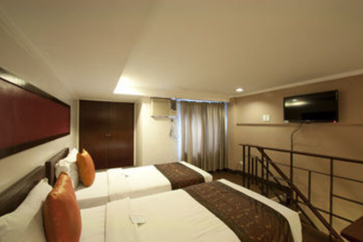 Room 38 of 73
