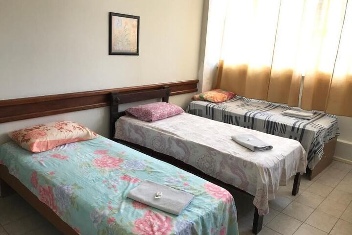 Room 5 of 12