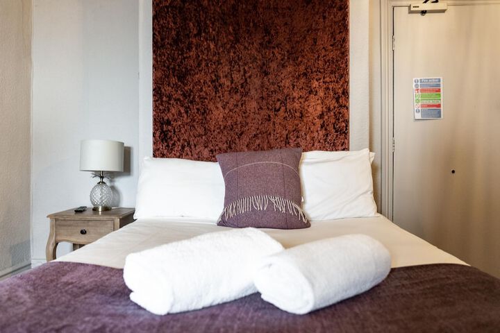 Room 15 of 60