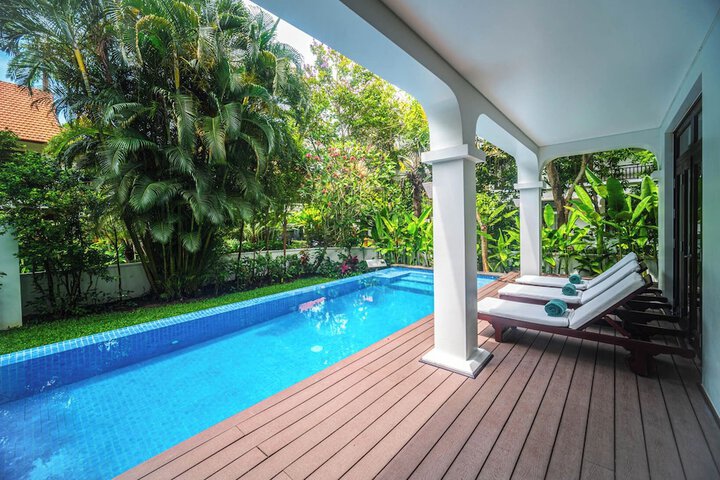Pool 122 of 209