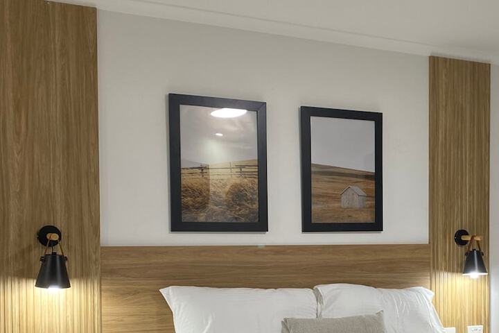 Room 20 of 74