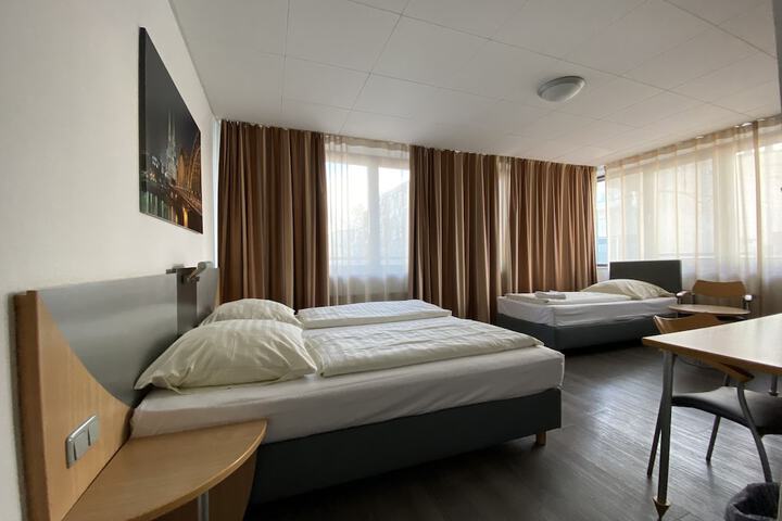 Room 11 of 46