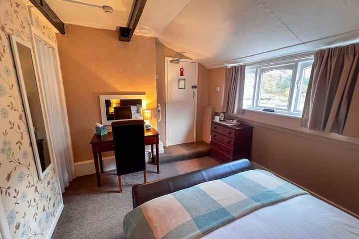 Room 9 of 58