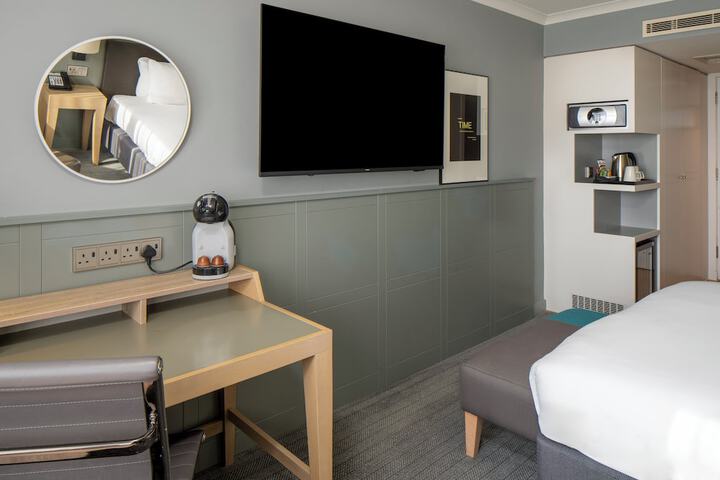 Room 40 of 105