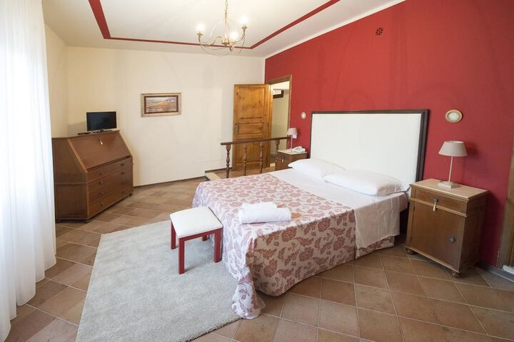 Room 10 of 15
