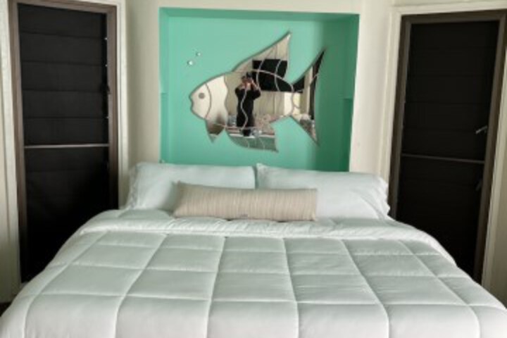 Room 5 of 67