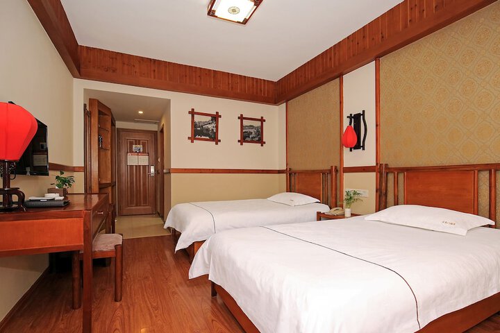 Room 34 of 51