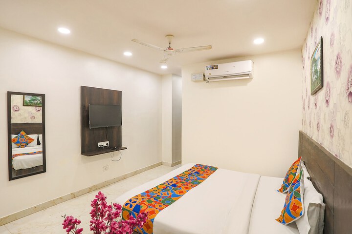 Room 18 of 33