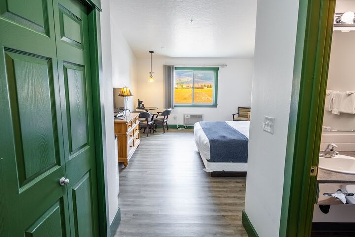 Room 5 of 24
