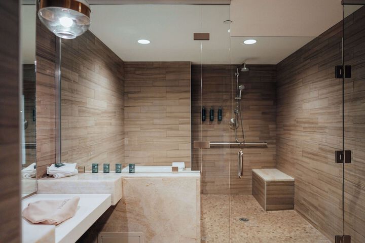 Bathroom shower