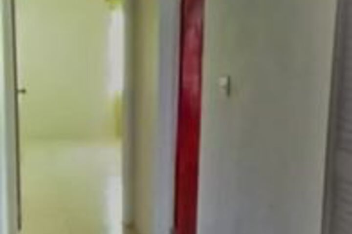 Room 14 of 16
