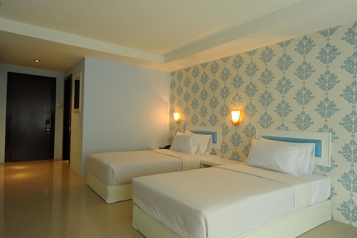 Room 14 of 26