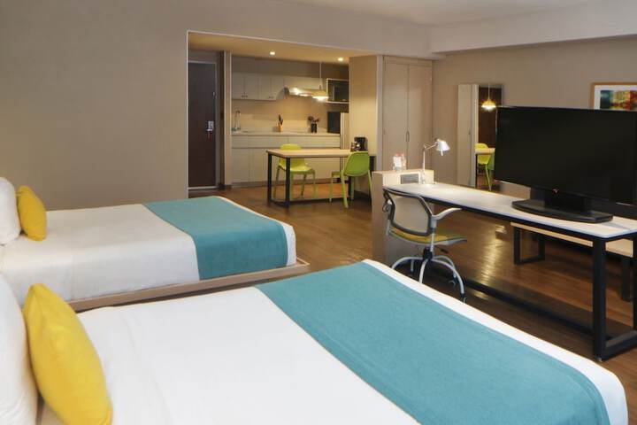 Room 49 of 104