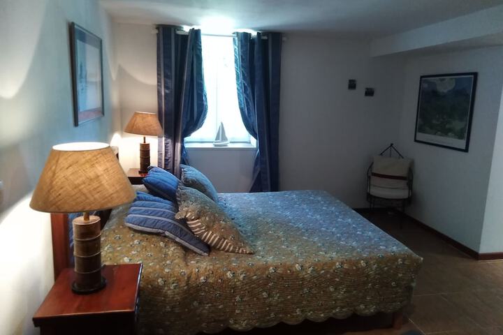 Room 5 of 39