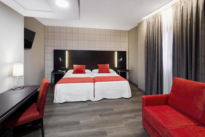 Room 6 of 45