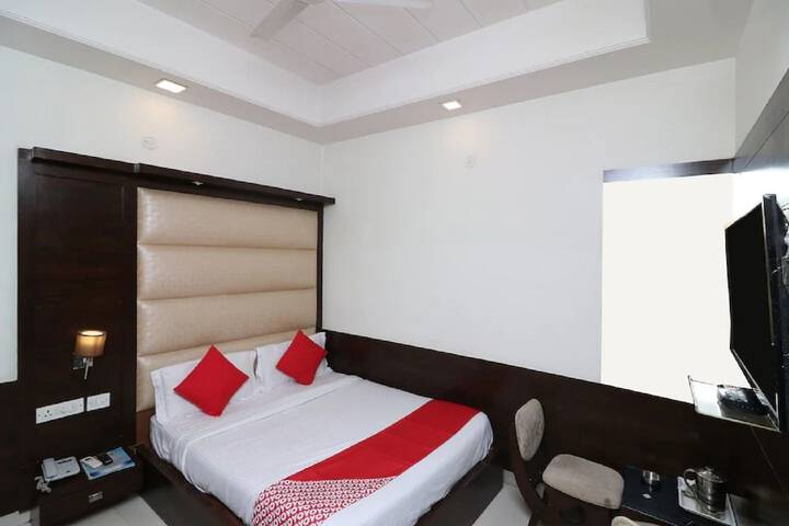 Room 3 of 22