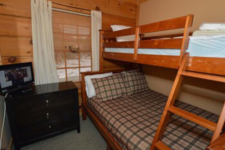 Room 12 of 24
