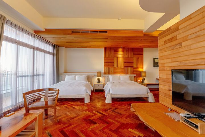 Room 23 of 107