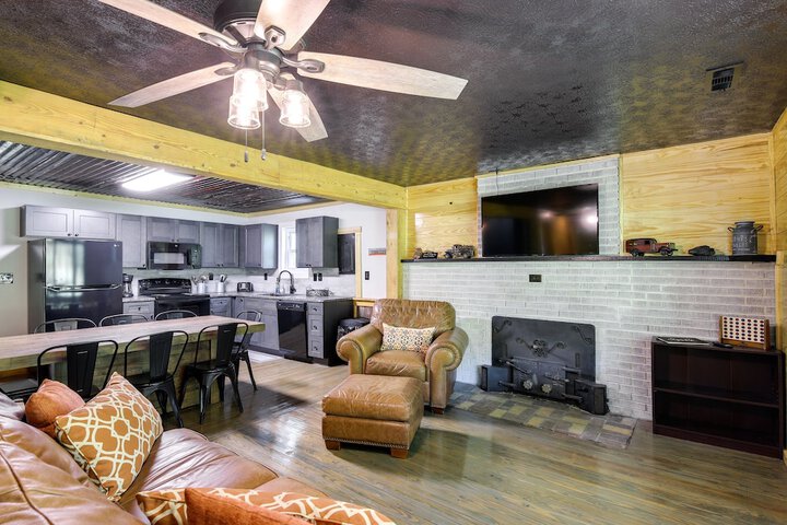 Huntsville Vacation Rental w / Hiking & ATV Trails!