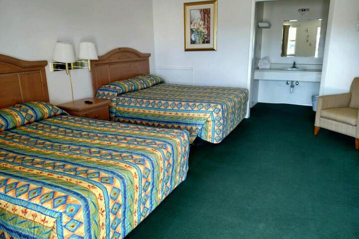 Room 14 of 35