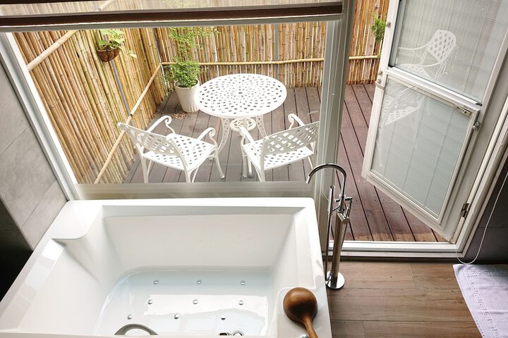Terrace/Patio 18 of 25
