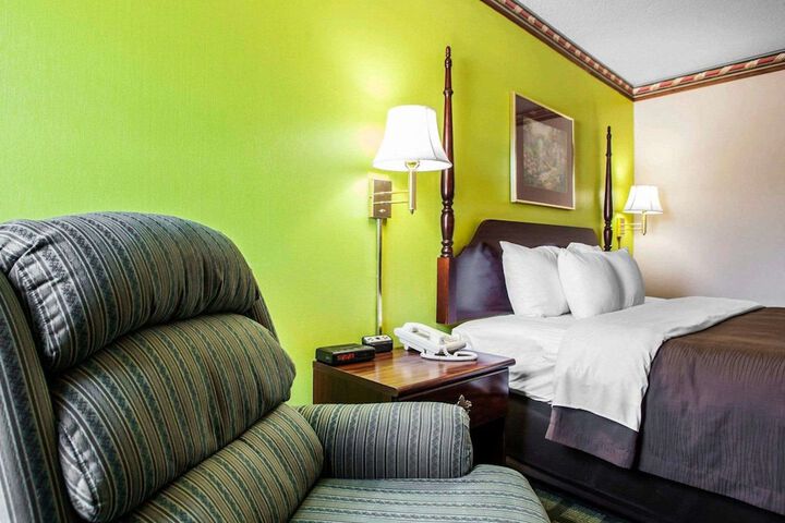 Room 20 of 51