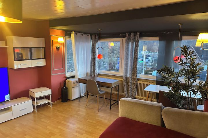 Room 13 of 70