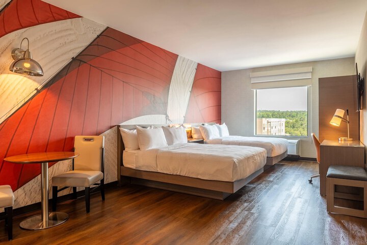 Room 18 of 34