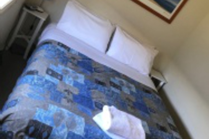Room 139 of 228