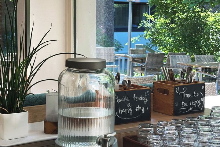 Breakfast/Coffee Service 50 of 59