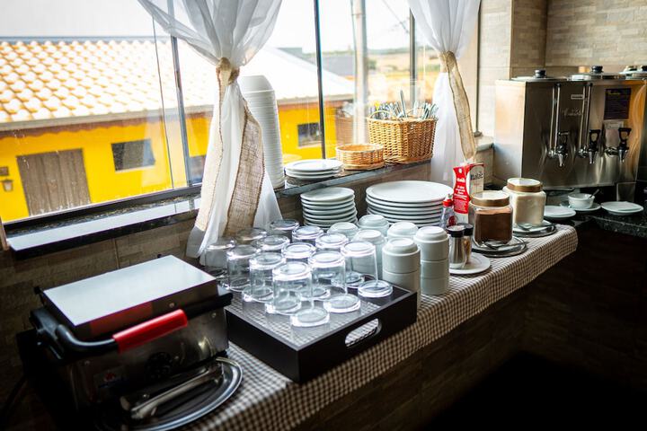 Breakfast/Coffee Service 41 of 50