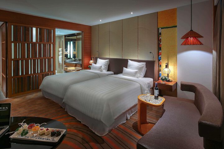Room 20 of 155