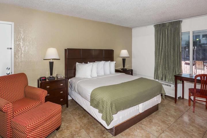 1 King Bed Accessible (1 of 11)