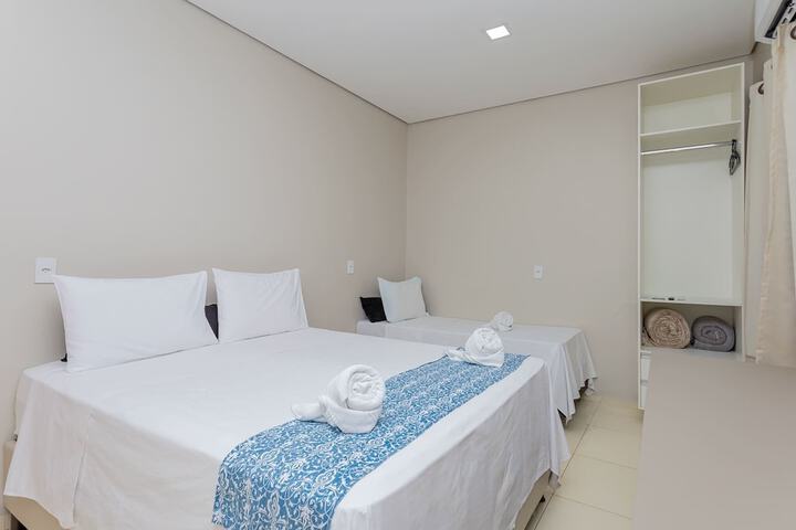 Room 44 of 102
