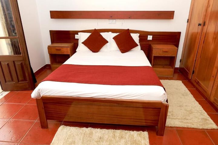 Room 15 of 30