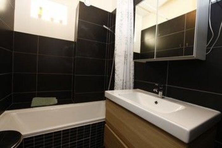 Room 2 of 13